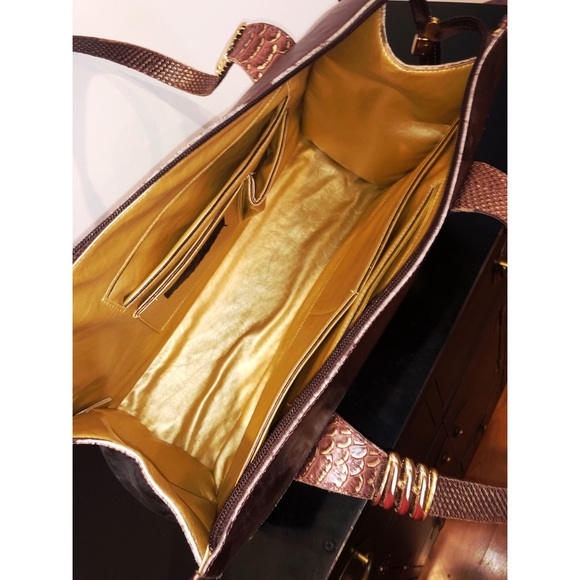 La Gioe do Toscana Brown Metallic Leather Handbag - Picture 5 of 9